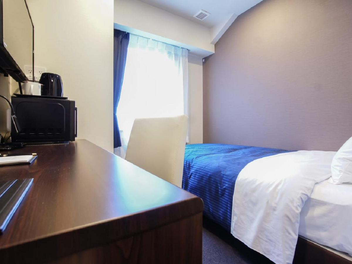 HOTEL LiVEMAX Yokohama Motomachi Ekimae Eksteriør billede