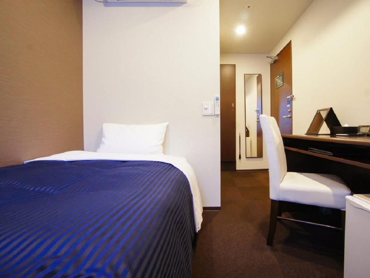 HOTEL LiVEMAX Yokohama Motomachi Ekimae Eksteriør billede